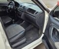 Белый Шкода Фабия, объемом двигателя 1.6 л и пробегом 303 тыс. км за 5600 $, фото 8 на Automoto.ua