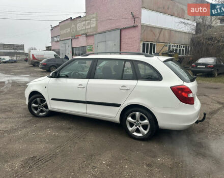 Белый Шкода Фабия, объемом двигателя 1.2 л и пробегом 180 тыс. км за 5500 $, фото 16 на Automoto.ua