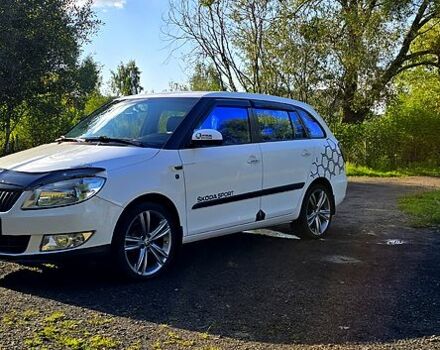 Білий Шкода Фабія, об'ємом двигуна 1.6 л та пробігом 227 тис. км за 7500 $, фото 9 на Automoto.ua