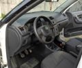 Шкода Фабія 2012 у Києві на Automoto.ua Білий Шкода Фабія, об'ємом двигуна 1.2 л та пробігом 390 тис. км за 5300 $, фото 4 на Automoto.ua