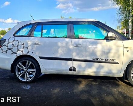 Білий Шкода Фабія, об'ємом двигуна 1.6 л та пробігом 227 тис. км за 7500 $, фото 4 на Automoto.ua