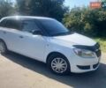 Белый Шкода Фабия, объемом двигателя 1.6 л и пробегом 350 тыс. км за 4700 $, фото 1 на Automoto.ua
