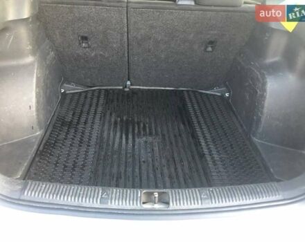 Белый Шкода Фабия, объемом двигателя 1.39 л и пробегом 204 тыс. км за 5500 $, фото 11 на Automoto.ua