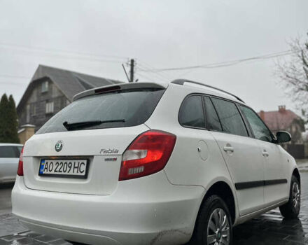 Белый Шкода Фабия, объемом двигателя 1.2 л и пробегом 179 тыс. км за 4599 $, фото 4 на Automoto.ua