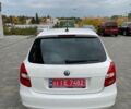 Белый Шкода Фабия, объемом двигателя 1.2 л и пробегом 195 тыс. км за 5700 $, фото 3 на Automoto.ua