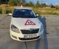 Білий Шкода Фабія, об'ємом двигуна 1.3 л та пробігом 362 тис. км за 4500 $, фото 1 на Automoto.ua