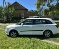 Белый Шкода Фабия, объемом двигателя 1.4 л и пробегом 327 тыс. км за 4501 $, фото 2 на Automoto.ua