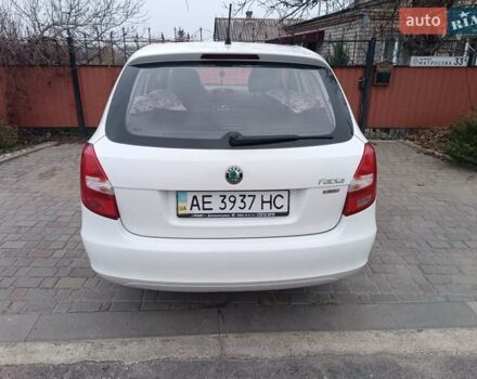 Белый Шкода Фабия, объемом двигателя 1.39 л и пробегом 266 тыс. км за 6500 $, фото 14 на Automoto.ua