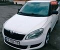 Белый Шкода Фабия, объемом двигателя 1.2 л и пробегом 265 тыс. км за 5200 $, фото 1 на Automoto.ua