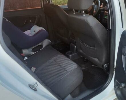 Білий Шкода Фабія, об'ємом двигуна 1.6 л та пробігом 259 тис. км за 6300 $, фото 9 на Automoto.ua