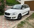 Белый Шкода Фабия, объемом двигателя 1.2 л и пробегом 250 тыс. км за 5200 $, фото 1 на Automoto.ua