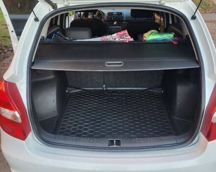 Білий Шкода Фабія, об'ємом двигуна 1.6 л та пробігом 259 тис. км за 6300 $, фото 12 на Automoto.ua