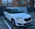 Белый Шкода Фабия, объемом двигателя 1.39 л и пробегом 230 тыс. км за 6500 $, фото 1 на Automoto.ua