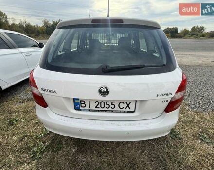 Білий Шкода Фабія, об'ємом двигуна 1.6 л та пробігом 149 тис. км за 6700 $, фото 5 на Automoto.ua