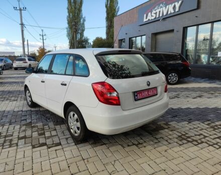 Белый Шкода Фабия, объемом двигателя 1 л и пробегом 222 тыс. км за 6499 $, фото 3 на Automoto.ua