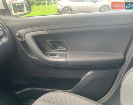 Білий Шкода Фабія, об'ємом двигуна 1.39 л та пробігом 118 тис. км за 6300 $, фото 4 на Automoto.ua