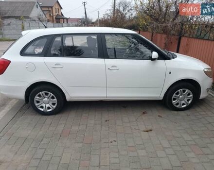 Белый Шкода Фабия, объемом двигателя 1.39 л и пробегом 266 тыс. км за 6500 $, фото 19 на Automoto.ua