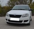 Белый Шкода Фабия, объемом двигателя 1.6 л и пробегом 190 тыс. км за 6900 $, фото 1 на Automoto.ua
