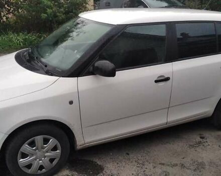 Білий Шкода Фабія, об'ємом двигуна 1.4 л та пробігом 260 тис. км за 5500 $, фото 18 на Automoto.ua