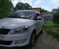 Белый Шкода Фабия, объемом двигателя 1.6 л и пробегом 224 тыс. км за 7999 $, фото 1 на Automoto.ua