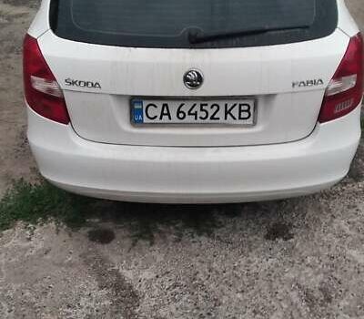 Білий Шкода Фабія, об'ємом двигуна 1.4 л та пробігом 260 тис. км за 5500 $, фото 24 на Automoto.ua
