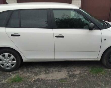 Білий Шкода Фабія, об'ємом двигуна 1.4 л та пробігом 260 тис. км за 5500 $, фото 21 на Automoto.ua