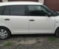 Білий Шкода Фабія, об'ємом двигуна 1.4 л та пробігом 260 тис. км за 5500 $, фото 21 на Automoto.ua