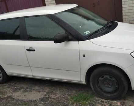 Білий Шкода Фабія, об'ємом двигуна 1.4 л та пробігом 260 тис. км за 5500 $, фото 6 на Automoto.ua