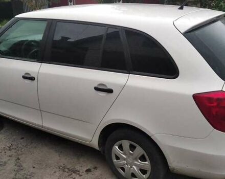Білий Шкода Фабія, об'ємом двигуна 1.4 л та пробігом 260 тис. км за 5500 $, фото 7 на Automoto.ua