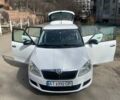 Білий Шкода Фабія, об'ємом двигуна 1.6 л та пробігом 250 тис. км за 6500 $, фото 1 на Automoto.ua