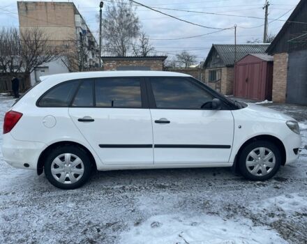 Белый Шкода Фабия, объемом двигателя 1.2 л и пробегом 208 тыс. км за 5300 $, фото 3 на Automoto.ua