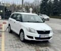 Белый Шкода Фабия, объемом двигателя 1.2 л и пробегом 270 тыс. км за 4999 $, фото 1 на Automoto.ua