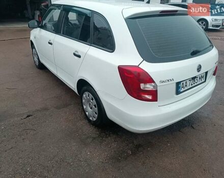 Білий Шкода Фабія, об'ємом двигуна 1.2 л та пробігом 182 тис. км за 4850 $, фото 3 на Automoto.ua