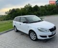 Белый Шкода Фабия, объемом двигателя 1.6 л и пробегом 220 тыс. км за 6299 $, фото 1 на Automoto.ua