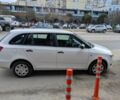 Белый Шкода Фабия, объемом двигателя 1.6 л и пробегом 215 тыс. км за 5397 $, фото 1 на Automoto.ua
