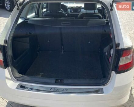 Белый Шкода Фабия, объемом двигателя 1 л и пробегом 82 тыс. км за 6700 $, фото 6 на Automoto.ua