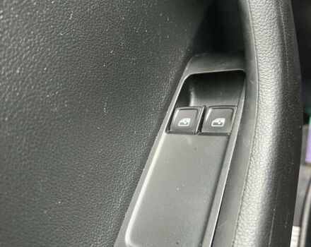 Білий Шкода Фабія, об'ємом двигуна 1.4 л та пробігом 290 тис. км за 7100 $, фото 17 на Automoto.ua