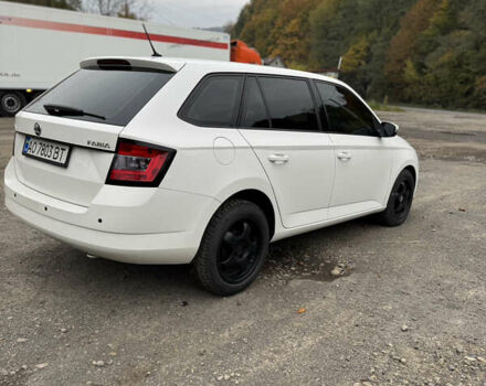 Шкода Фабия 2015 в Тячеве на Automoto.ua Белый Шкода Фабия, объемом двигателя 1.4 л и пробегом 270 тыс. км за 6200 $, фото 5 на Automoto.ua
