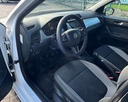 Белый Шкода Фабия, объемом двигателя 1 л и пробегом 82 тыс. км за 6700 $, фото 10 на Automoto.ua