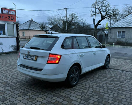 Білий Шкода Фабія, об'ємом двигуна 1.4 л та пробігом 176 тис. км за 8300 $, фото 4 на Automoto.ua