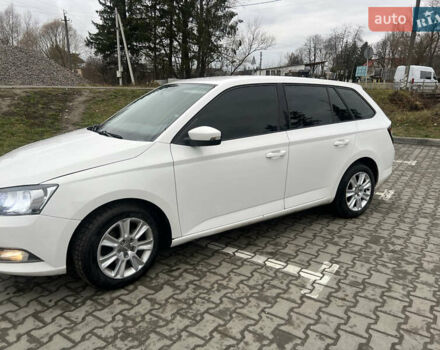 Білий Шкода Фабія, об'ємом двигуна 1.4 л та пробігом 290 тис. км за 7100 $, фото 1 на Automoto.ua