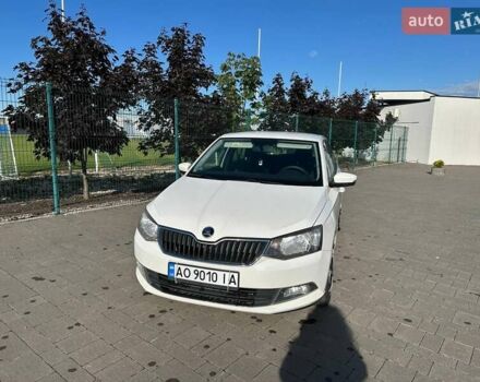 Белый Шкода Фабия, объемом двигателя 1 л и пробегом 82 тыс. км за 6700 $, фото 1 на Automoto.ua