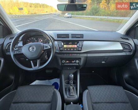 Белый Шкода Фабия, объемом двигателя 1.2 л и пробегом 198 тыс. км за 11499 $, фото 38 на Automoto.ua