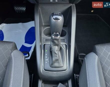 Белый Шкода Фабия, объемом двигателя 1.2 л и пробегом 198 тыс. км за 11499 $, фото 50 на Automoto.ua