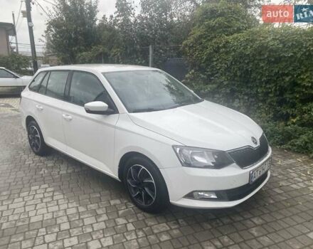 Белый Шкода Фабия, объемом двигателя 1.4 л и пробегом 280 тыс. км за 7500 $, фото 15 на Automoto.ua