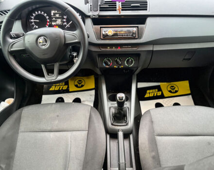 Белый Шкода Фабия, объемом двигателя 1.4 л и пробегом 178 тыс. км за 7800 $, фото 15 на Automoto.ua