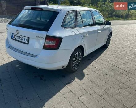 Белый Шкода Фабия, объемом двигателя 1 л и пробегом 82 тыс. км за 6700 $, фото 11 на Automoto.ua