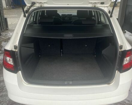 Білий Шкода Фабія, об'ємом двигуна 1.4 л та пробігом 280 тис. км за 7500 $, фото 10 на Automoto.ua