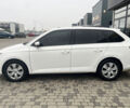 Белый Шкода Фабия, объемом двигателя 1.4 л и пробегом 178 тыс. км за 7800 $, фото 2 на Automoto.ua