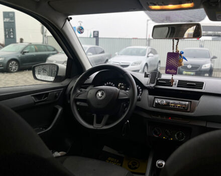 Белый Шкода Фабия, объемом двигателя 1.4 л и пробегом 178 тыс. км за 7800 $, фото 20 на Automoto.ua